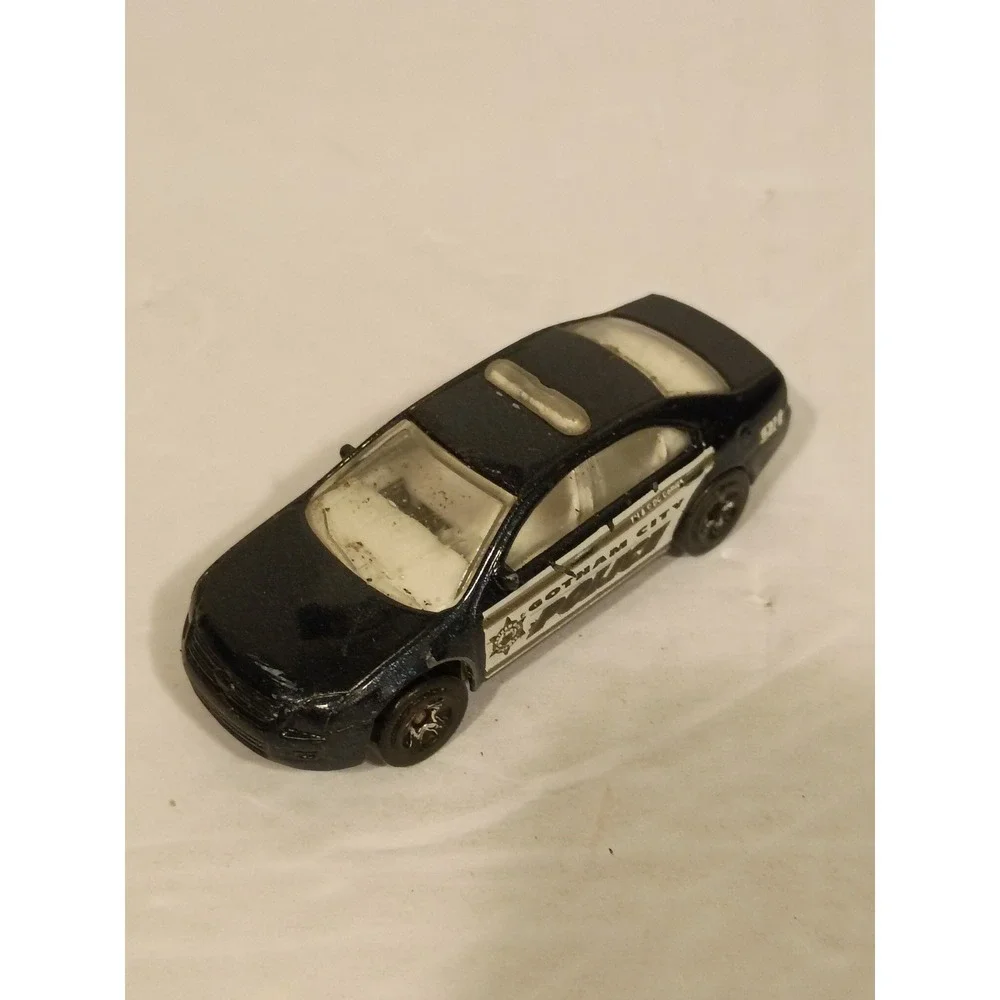 Hot Wheels Ford Fusion Gotham City Police Car GCPD Batman DC Comics Black White
